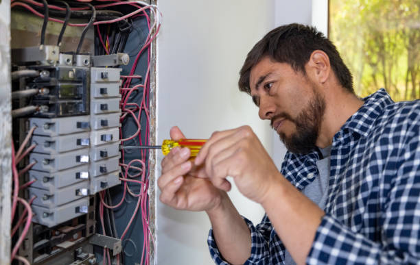 Best Circuit Breaker Repair  in Lake Park, IA